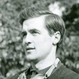 Portrait of Jackie Lewis