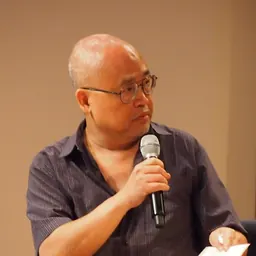 Portrait of Linh Dinh