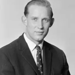 Portrait of Bruce Murray