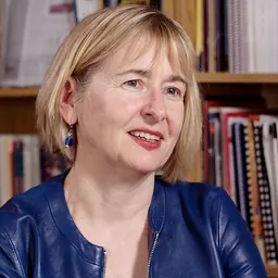 Portrait of Lori Saint-Martin