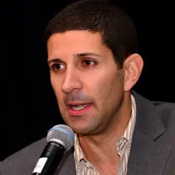 Portrait of Alan Smolinisky