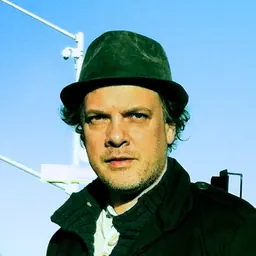 Portrait of Mark Van Hoen