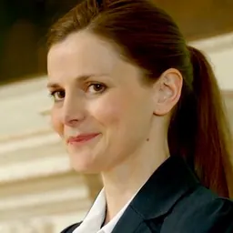 Portrait of Louise Brealey