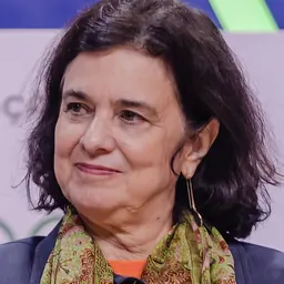 Portrait of Nísia Trindade Lima