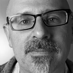 Portrait of Tom Ginsburg