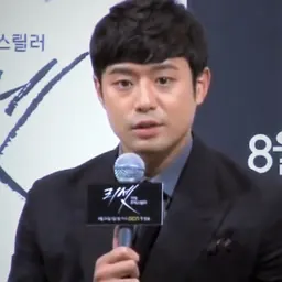 Portrait of Chun Jung-myung