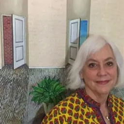 Portrait of Robin Tewes