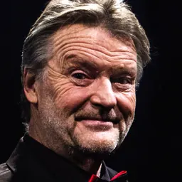 Portrait of Lars Mjøen
