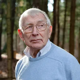 Portrait of Lou Ottens