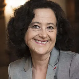 Portrait of Solange Ghernaouti