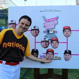 Portrait of Darren Rovell