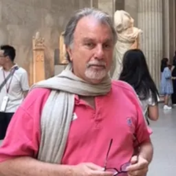 Portrait of Ronald Tiersky