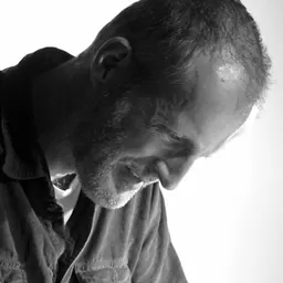 Portrait of Robert Seethaler