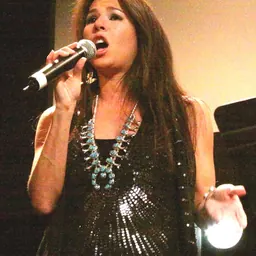 Portrait of Jana Mashonee