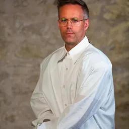 Portrait of Justin Tranter