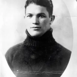 Portrait of Moe Herscovitch