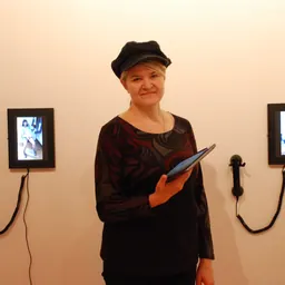 Portrait of Cheryl l'Hirondelle