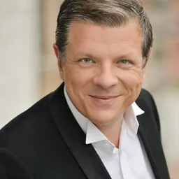 Portrait of Roberto Mancinelli