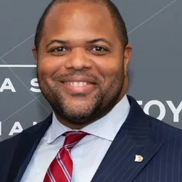 Portrait of Eric Johnson