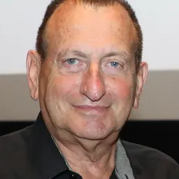 Portrait of Ron Huldai