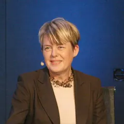 Portrait of Astrid Søgnen