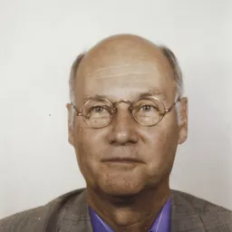 Portrait of Kurt W. Forster