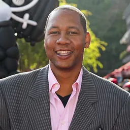 Portrait of Mark Curry