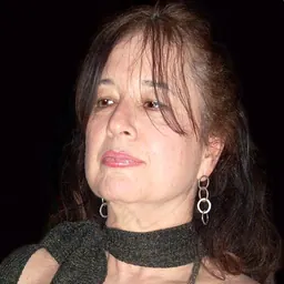 Portrait of Tova Asher