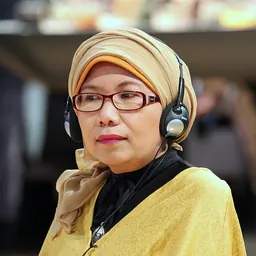 Portrait of Lily Yulianti Farid