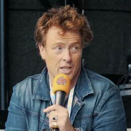 Portrait of Toby Stephens