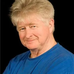 Portrait of Chris Harris