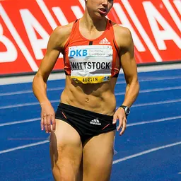 Portrait of Estie Wittstock