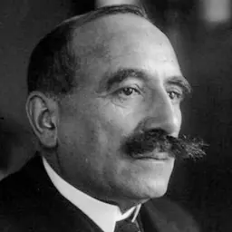 Portrait of Xavier Magallon