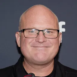 Portrait of Derek Kolstad