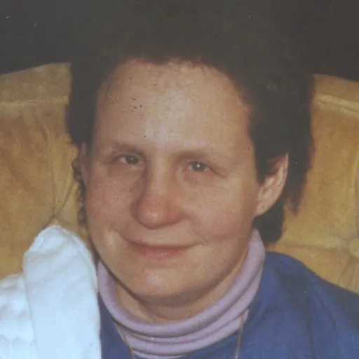 Portrait of Caryn Navy