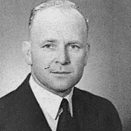 Portrait of Gordon Hultquist