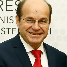 Portrait of Adil Osmanović