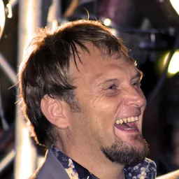 Portrait of Steve Hofmeyr