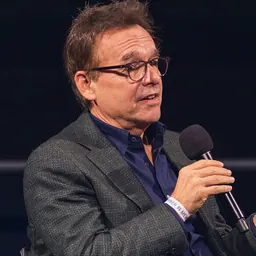 Portrait of Chris Columbus