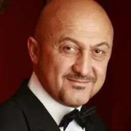 Portrait of David Diaan