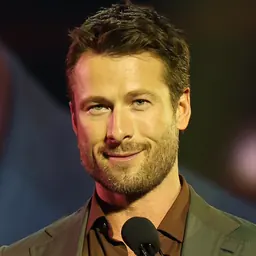 Portrait of Glen Powell