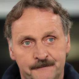 Portrait of Peter Neururer