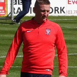 Portrait of Derek Riordan