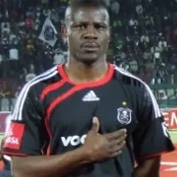 Portrait of Lucky Lekgwathi