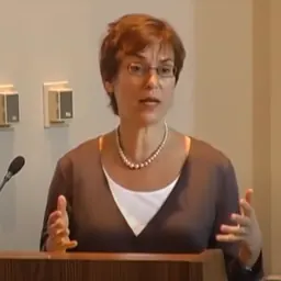 Portrait of Amy Kaplan