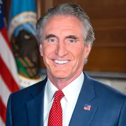 Portrait of Doug Burgum