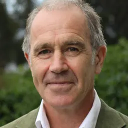 Portrait of Scott Willis