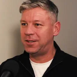 Portrait of Alan Thompson