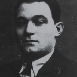 Portrait of Paul Carbone