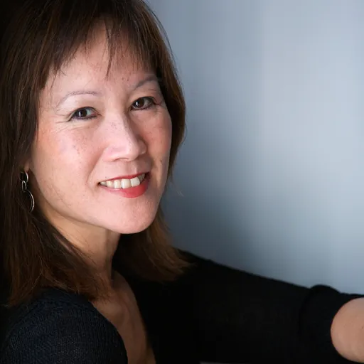 Portrait of Tess Gerritsen